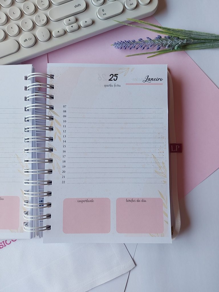 agenda lovers floral datada 2023 - Imagem 6
